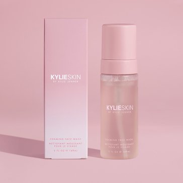 Kylie Cosmetics Skin Foaming Face Wash