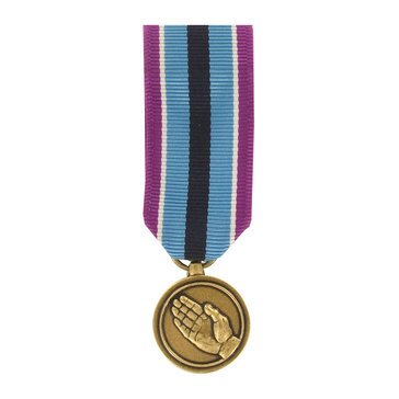 Medal Miniature Humanitarian Service
